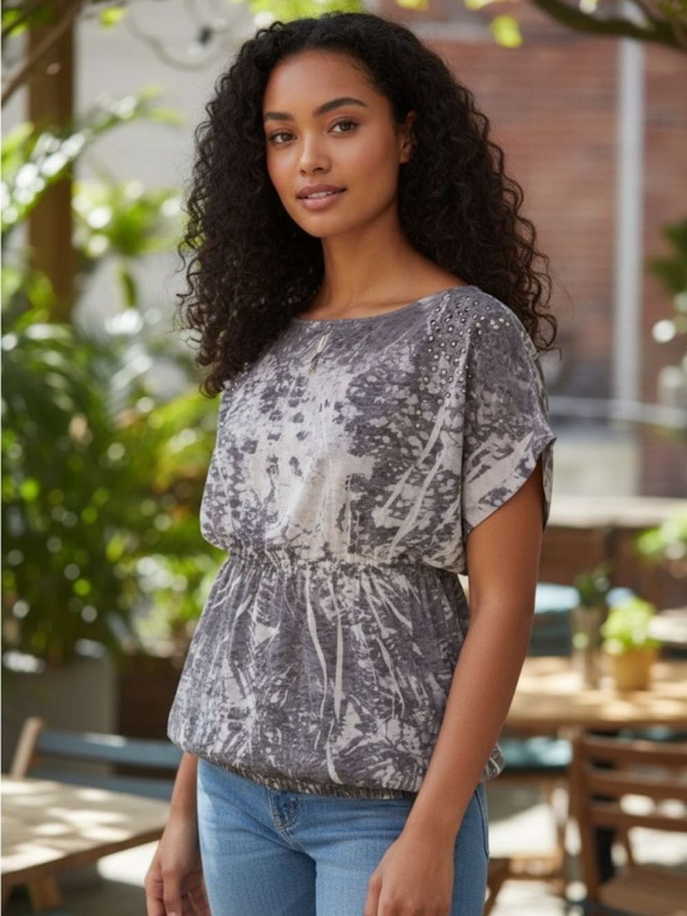AMERICAN AGE Studded Top